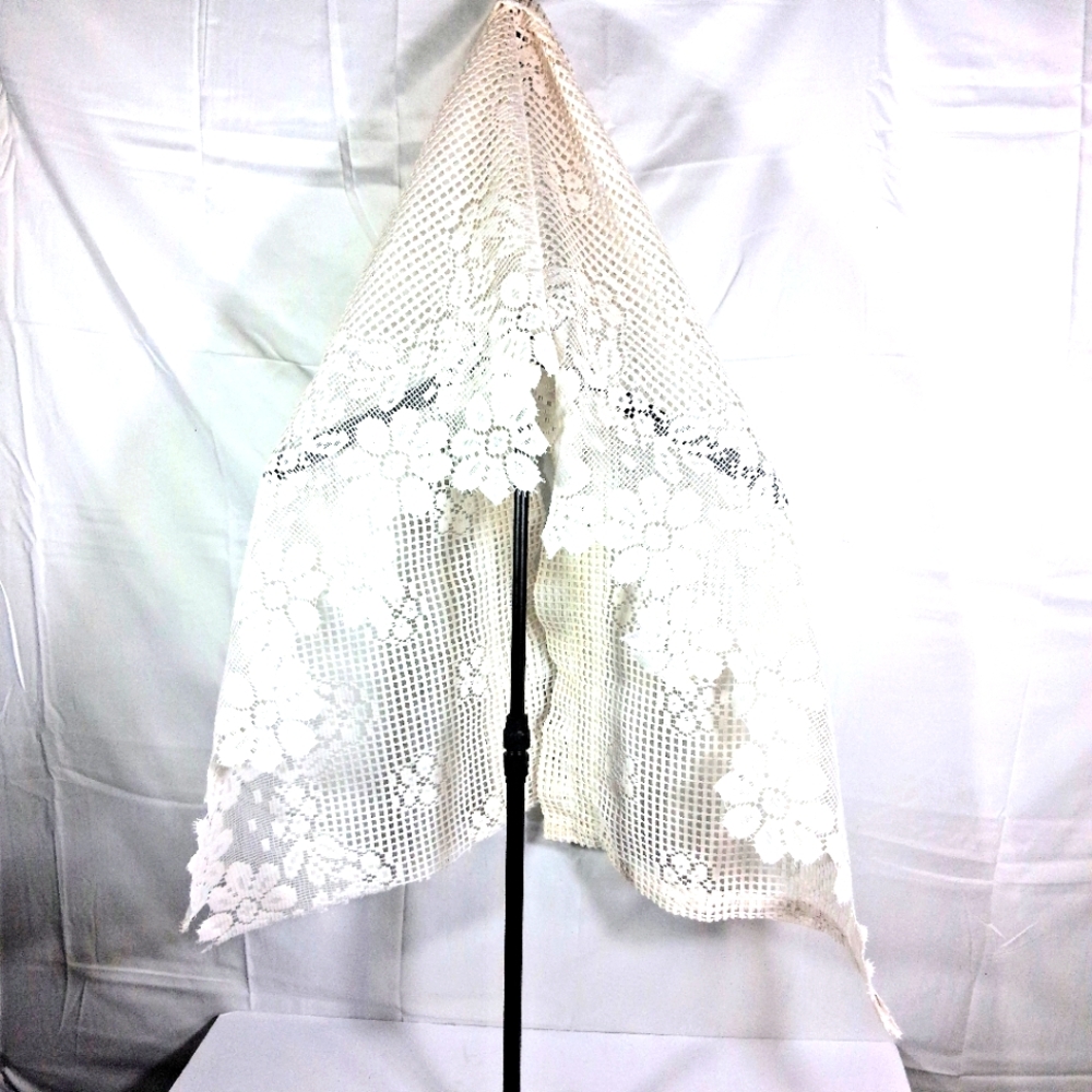 2 Ecru Scalloped Handmade Intricate Design Floral Elegant Lace 18"x60" Valances